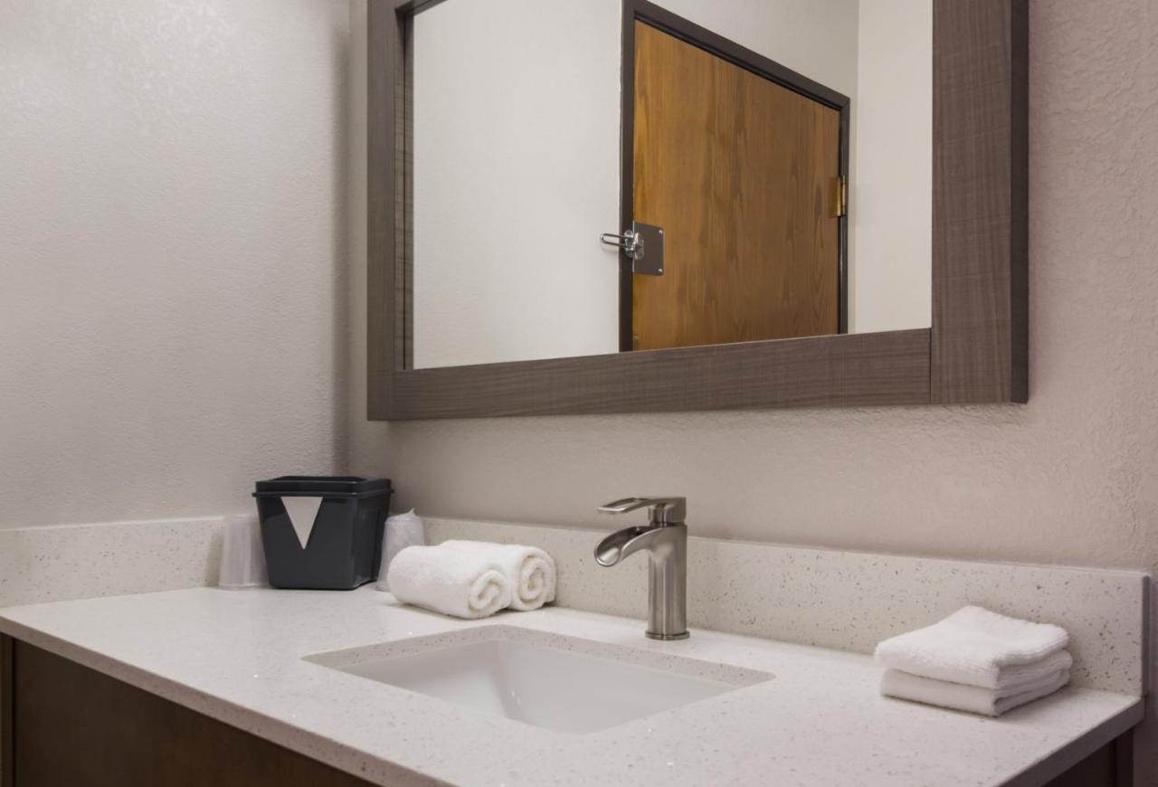 Red Roof Inn Lawrenceburg Εξωτερικό φωτογραφία